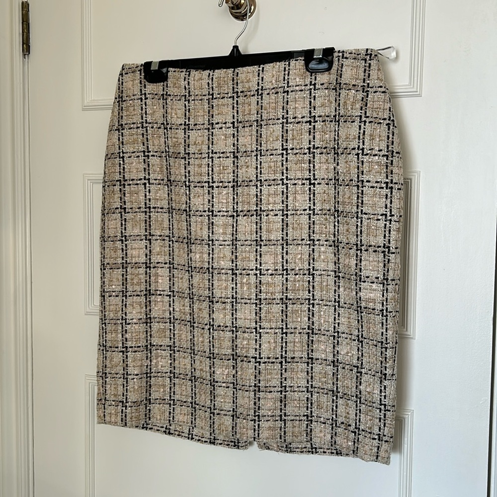 Karl Lagerfeld skirt size 12
